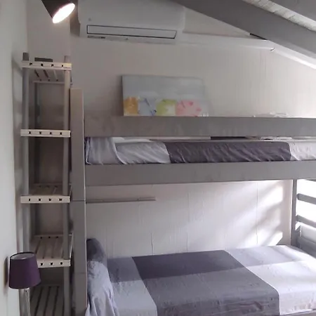 Holiday home Gites Vert A La Mer Climatisation Dans Toutes Les Pieces Port-la-Nouvelle